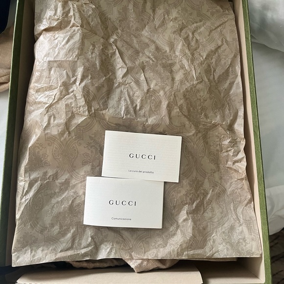 Size 38 white Gucci Platform Sandals - Picture 7 of 8